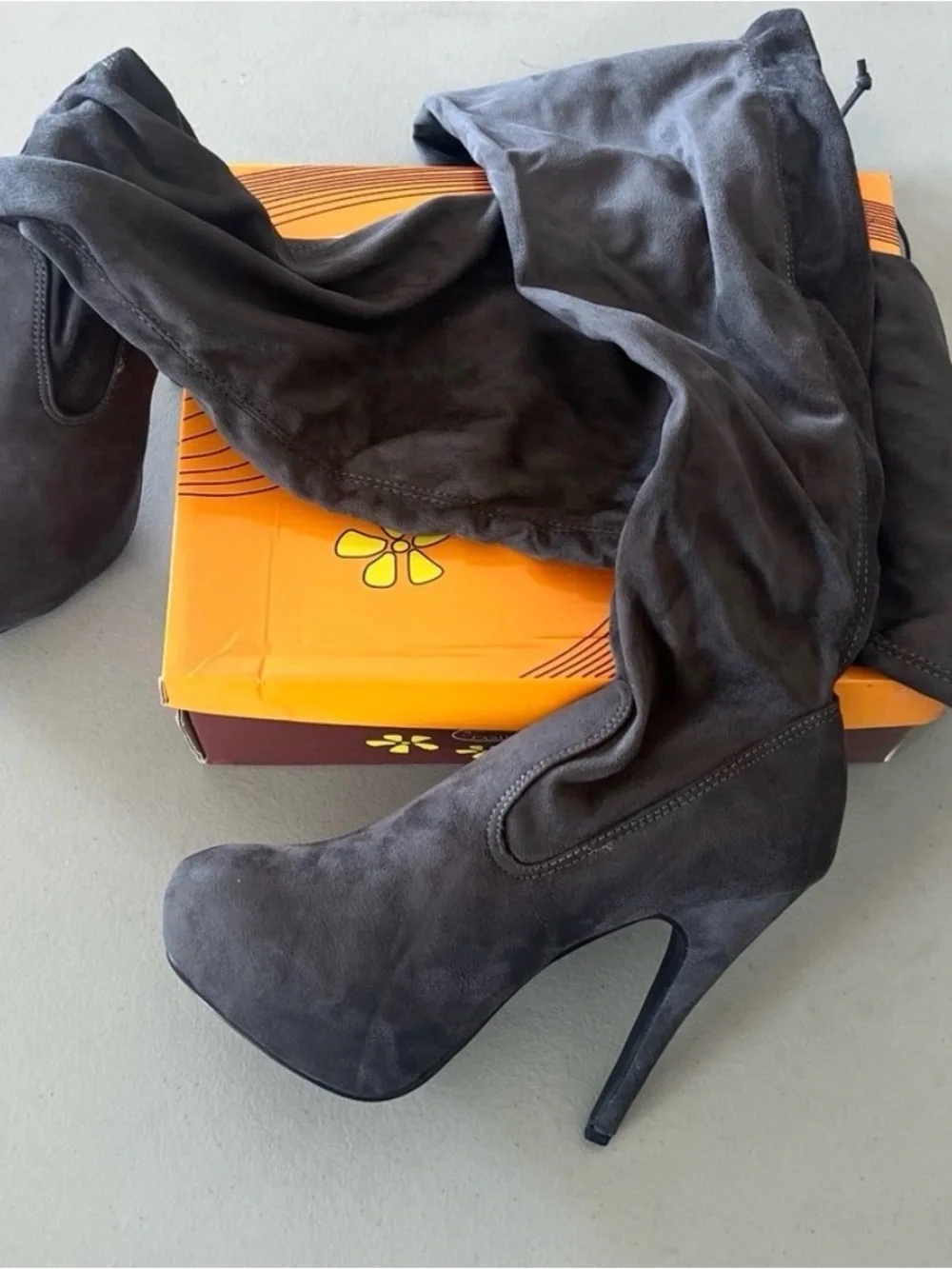 Women's Over-the-Knee High Heel Boots in Dark Gray Shoes Size 8